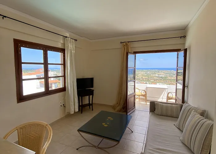 Amazones Village Hotel 4*