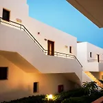 Amazones Village 4*
