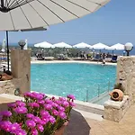 Amazones Village 4*