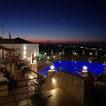 Hotell Amazones Village