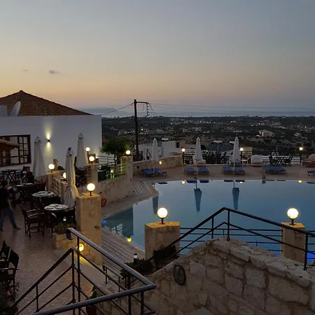 Amazones Village 4*