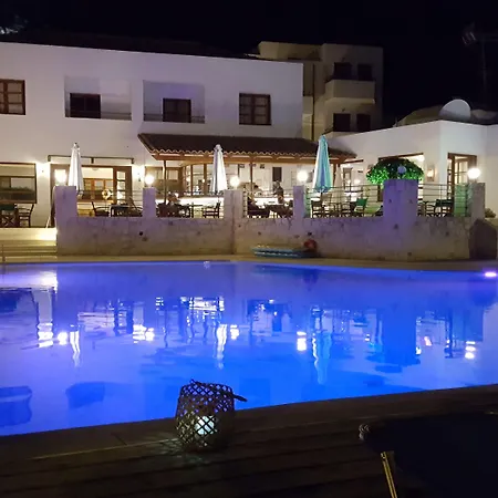 Hotell Amazones Village Hersonissos (Crete)