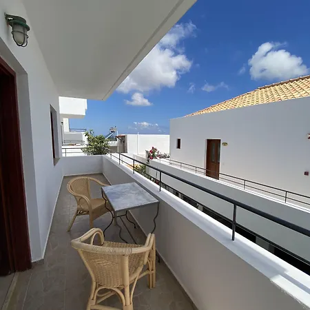 Amazones Village 4*