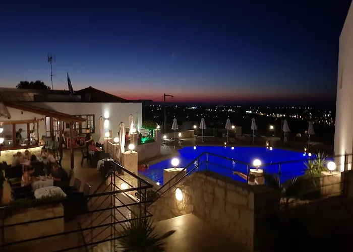 Hotel Amazones Village