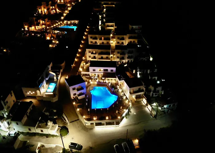 Amazones Village מלון הרסוניסוס