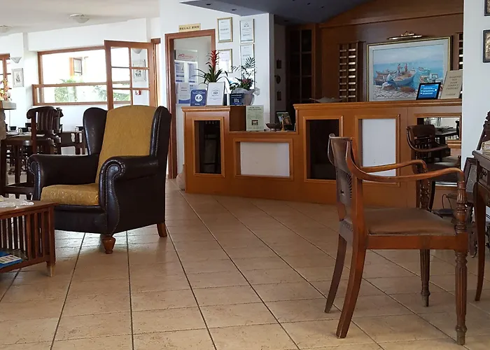 Amazones Village Hotel Hersonissos (Crete)