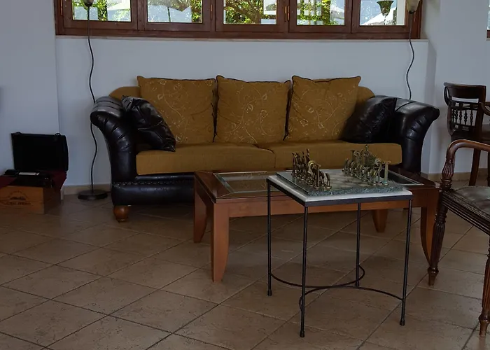 Amazones Village Hotel