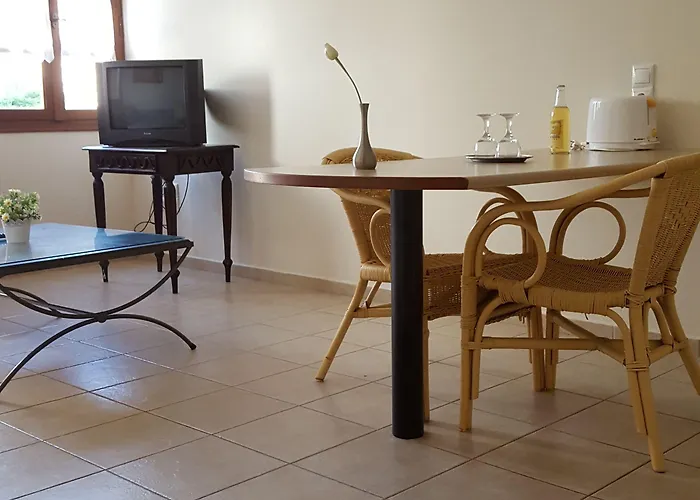 Amazones Village מלון הרסוניסוס