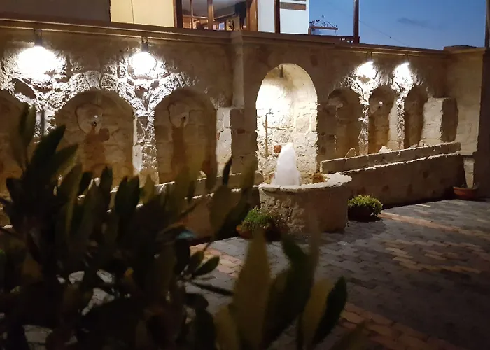 Amazones Village מלון 4*