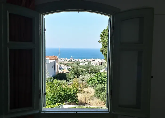 أمازونيس فيليج سويتس فندق خيرسونِسوس